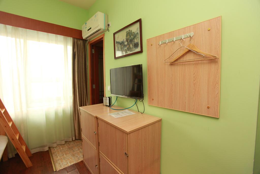 Zhengfu Caotang Decent Inn Csengtu Szoba fotó