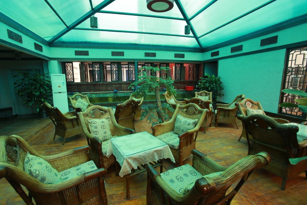 Zhengfu Caotang Decent Inn Csengtu Kültér fotó